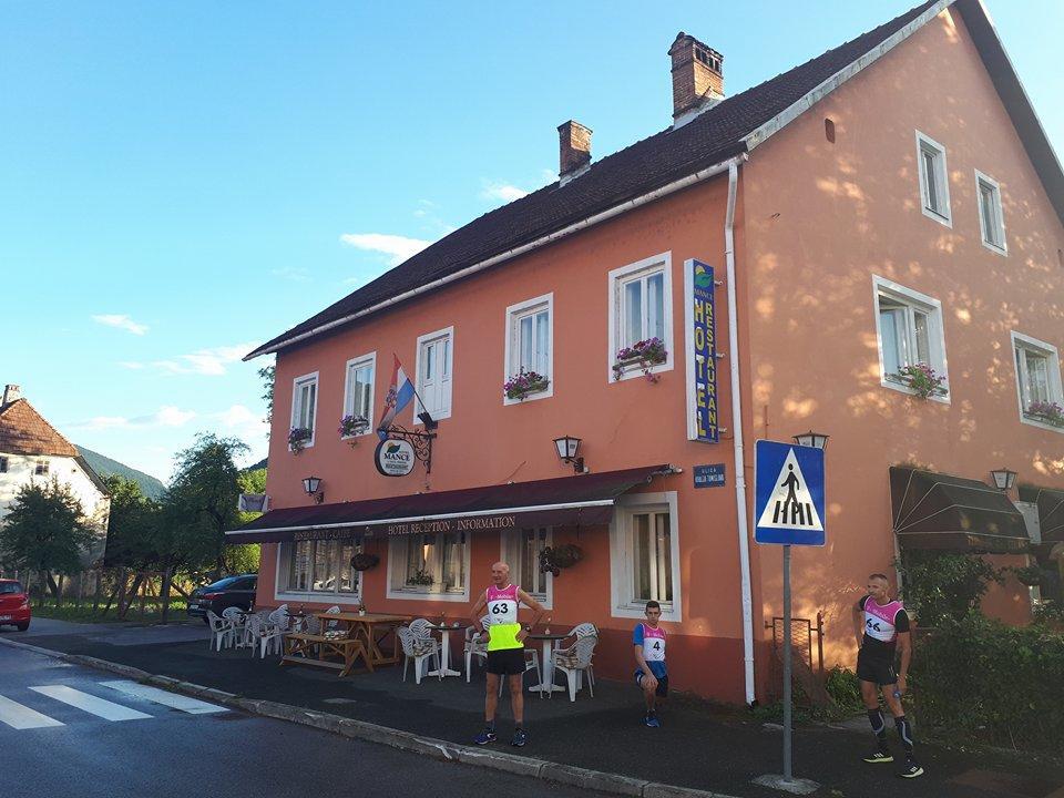 Hotel Mance Brod na Kupi Exterior foto