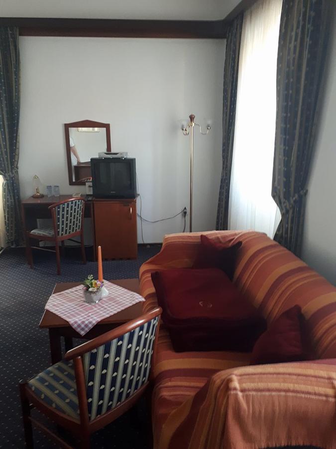 Hotel Mance Brod na Kupi Exterior foto